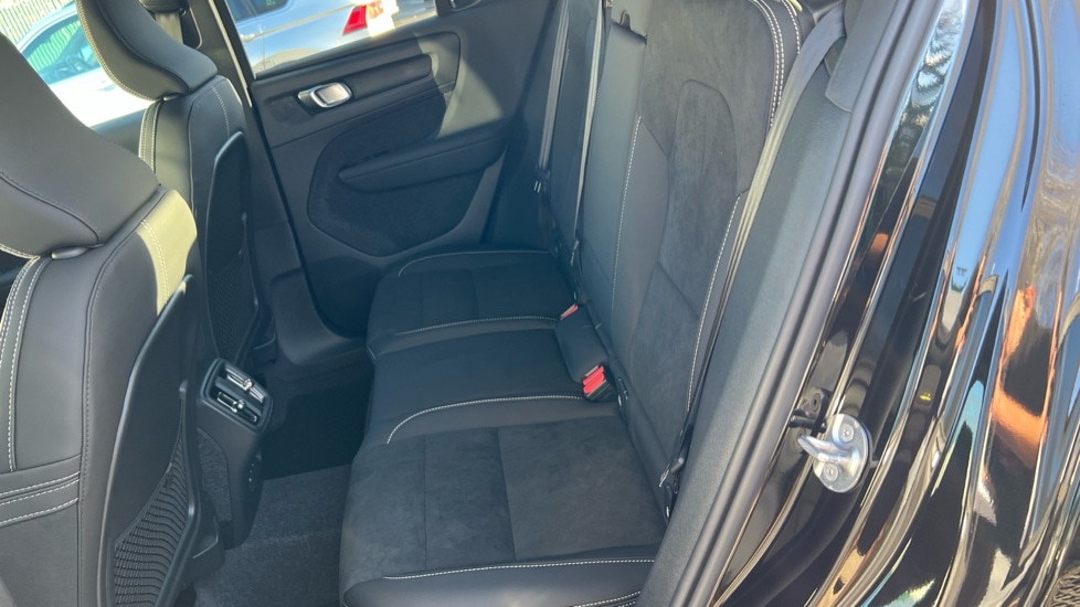 Used Volvo XC40 2025 for sale - 76894786: Photo 38