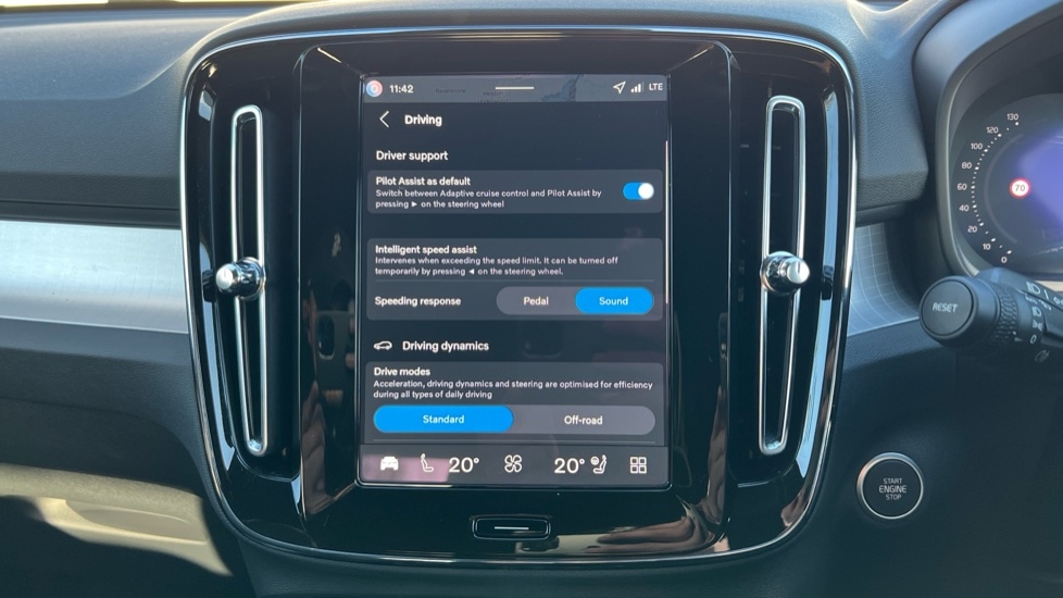 Used Volvo XC40 2025 for sale - 76894786: Photo 41