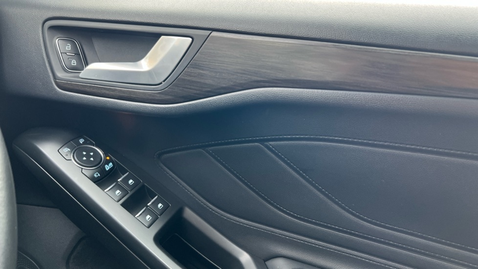 Used Ford Focus 2020 for sale - 76684110: Photo 30