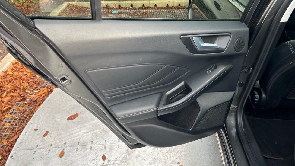 Used Ford Focus 2020 for sale - 76684110: Photo 39