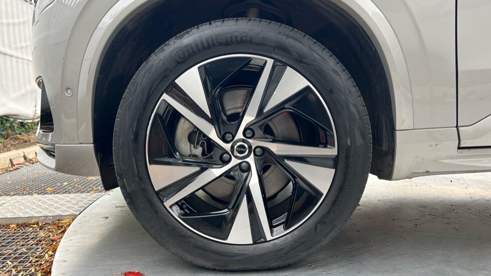 Used Volvo XC90 2023 for sale - 76124716: Photo 25