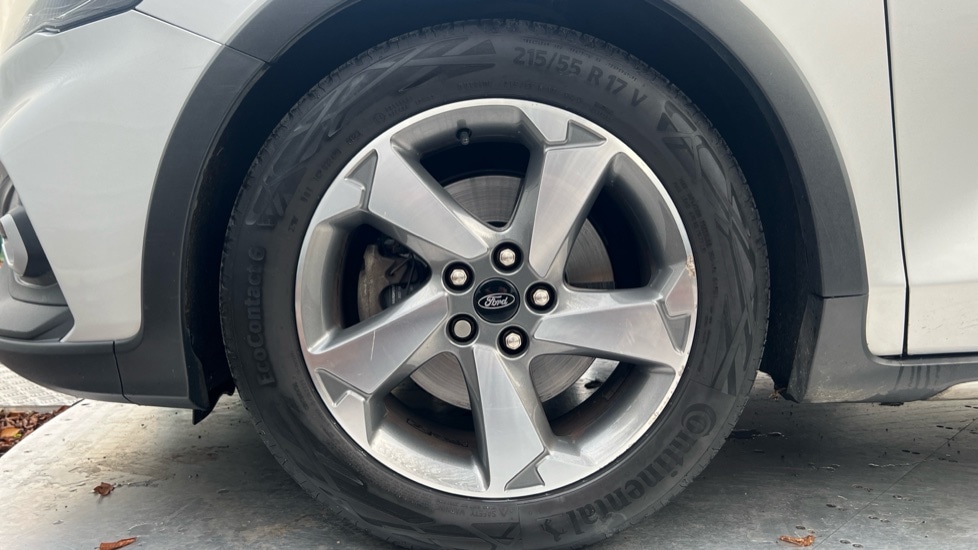 Used Ford Focus 2020 for sale - 76544547: Photo 17