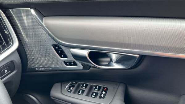 Used Volvo V90 2024 for sale - 75702574: Photo 15