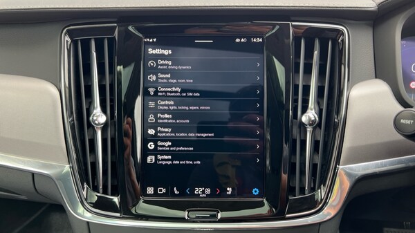 Used Volvo V90 2024 for sale - 75702574: Photo 40