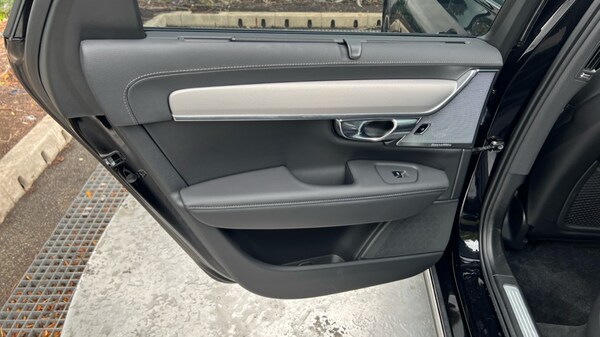 Used Volvo V90 2024 for sale - 75702574: Photo 48