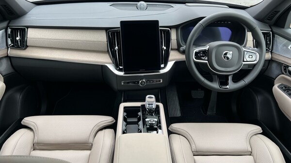 Used Volvo XC90 2025 for sale - 76180175: Photo 21