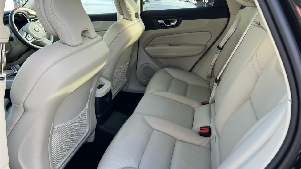 Used Volvo XC60 2025 for sale - 76851225: Photo 10