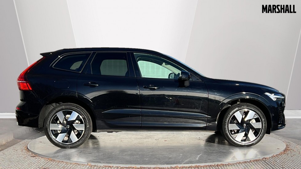 Used Volvo XC60 2025 for sale - 76851225: Photo 3