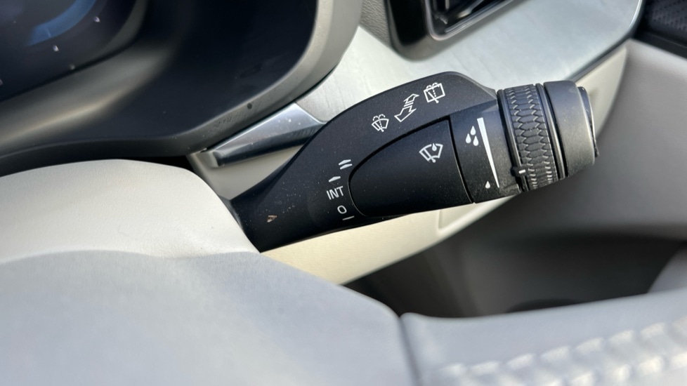 Used Volvo XC60 2025 for sale - 76851225: Photo 30