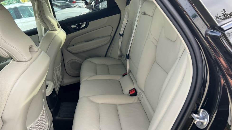 Used Volvo XC60 2025 for sale - 76851225: Photo 38
