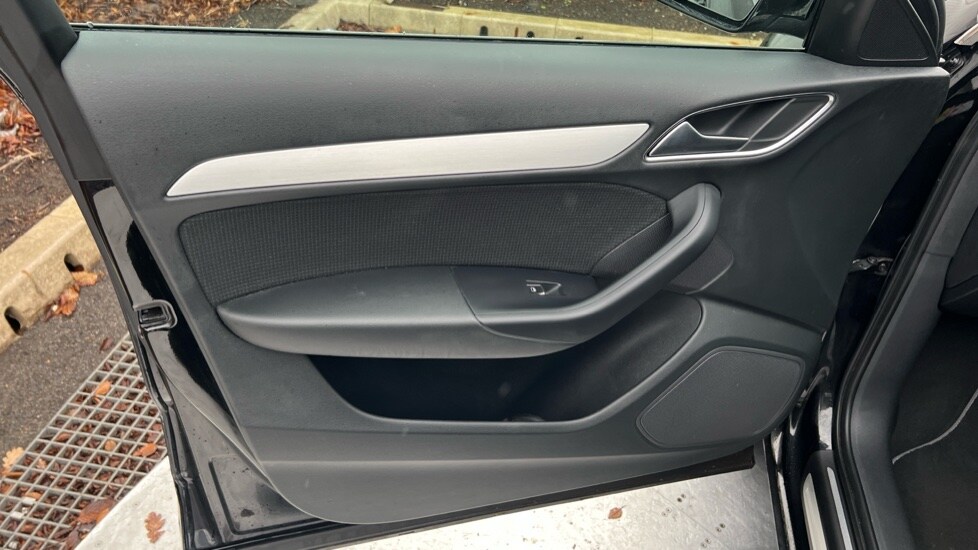 Used Audi Q3 2017 for sale - 76888790: Photo 38