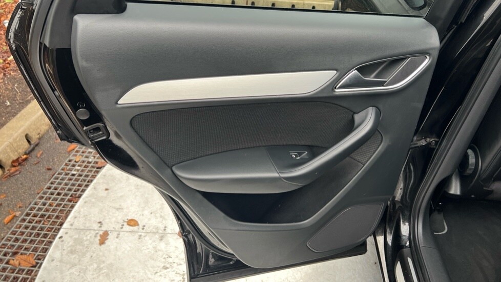 Used Audi Q3 2017 for sale - 76888790: Photo 39