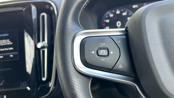 Used Volvo XC40 2020 for sale - 75763745: Photo 18