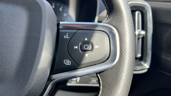 Used Volvo XC40 2020 for sale - 75763745: Photo 19