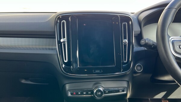 Used Volvo XC40 2020 for sale - 75763745: Photo 22