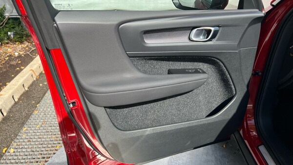 Used Volvo XC40 2020 for sale - 75763745: Photo 45