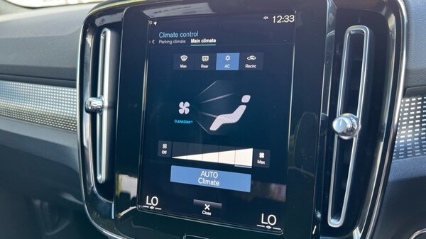 Used Volvo XC40 2020 for sale - 75763745: Photo 54