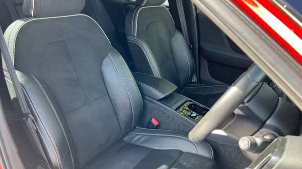 Used Volvo XC40 2020 for sale - 75763745: Photo 9