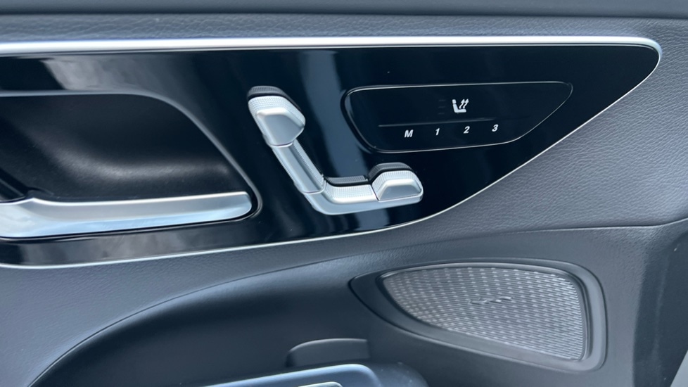 Used Mercedes-Benz C Class 2023 for sale - 76452355: Photo 40