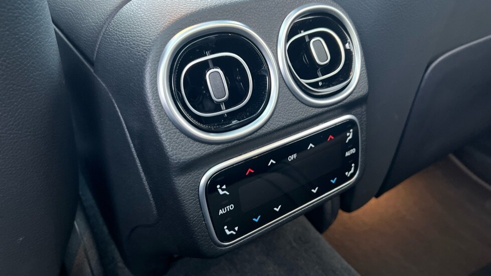 Used Mercedes-Benz C Class 2023 for sale - 76452355: Photo 44