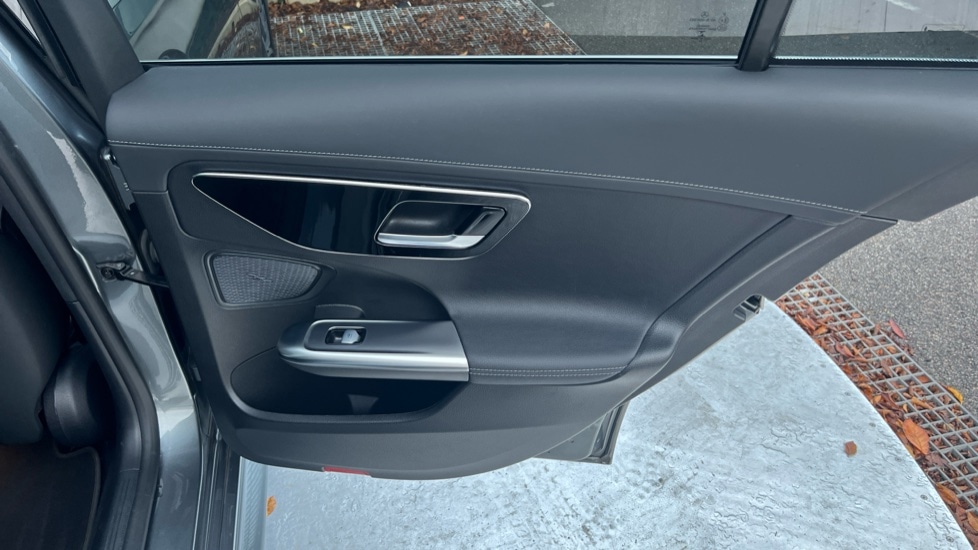 Used Mercedes-Benz C Class 2023 for sale - 76452355: Photo 45