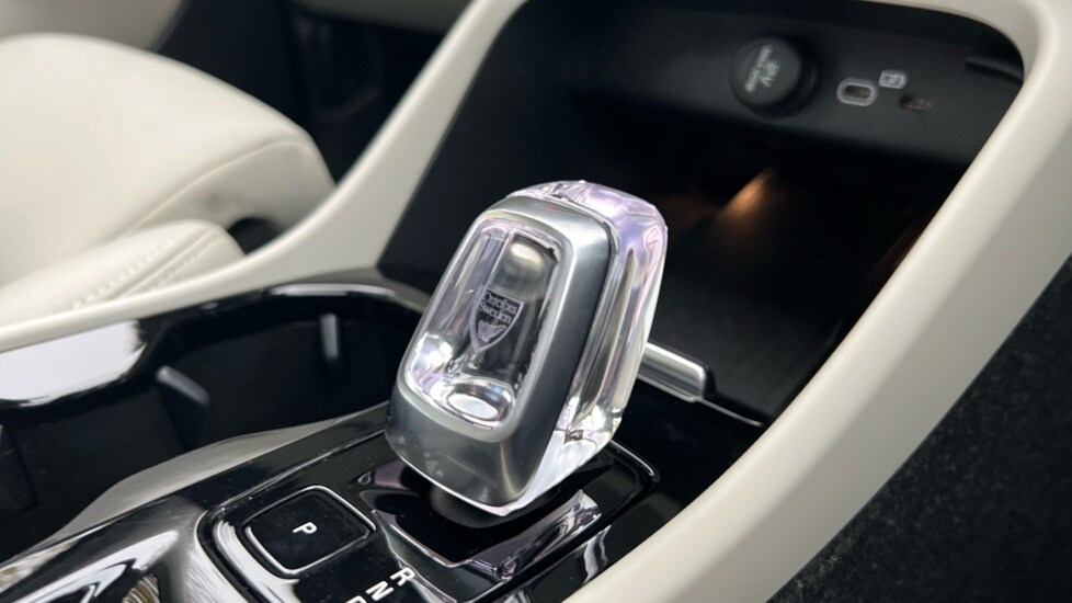 Used Volvo XC40 2024 for sale - 76161299: Photo 14