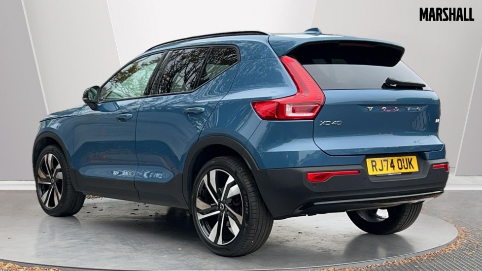 Used Volvo XC40 2024 for sale - 76161299: Photo 2