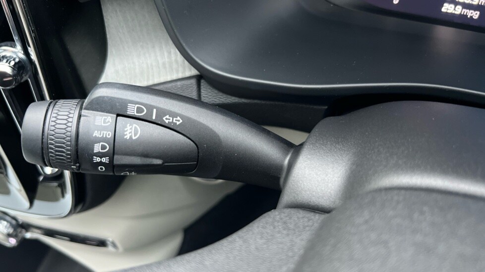 Used Volvo XC40 2024 for sale - 76161299: Photo 29