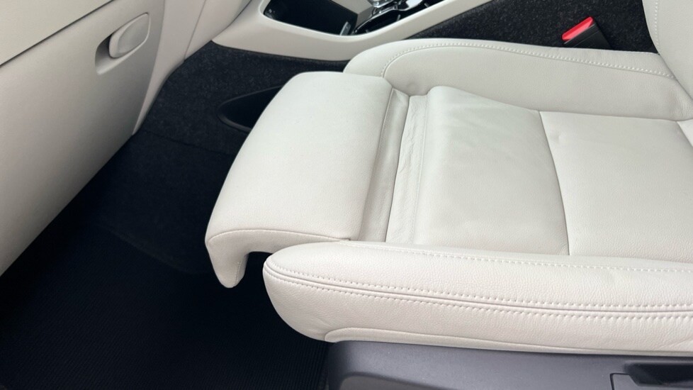 Used Volvo XC40 2024 for sale - 76161299: Photo 32