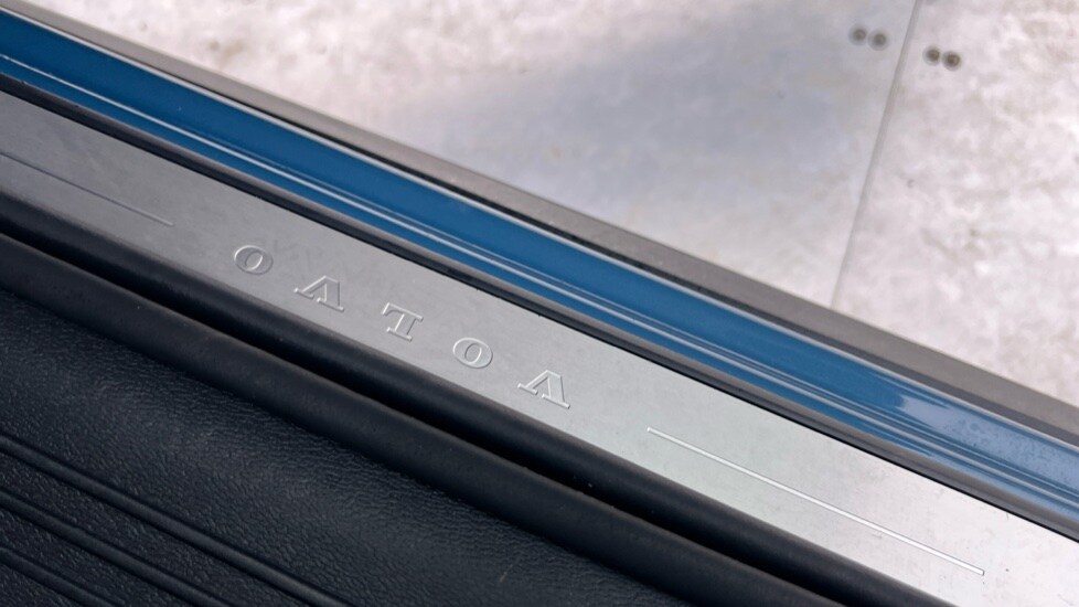 Used Volvo XC40 2024 for sale - 76161299: Photo 43