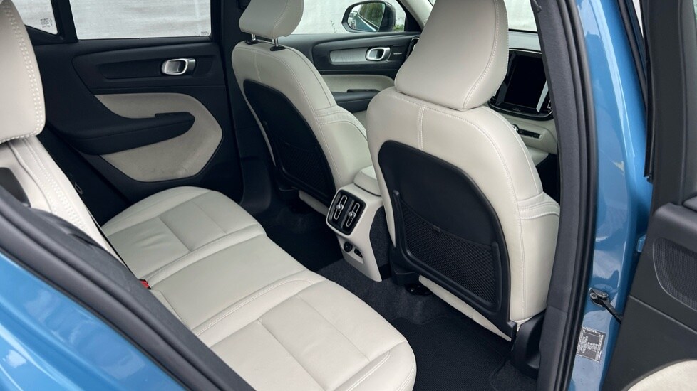 Used Volvo XC40 2024 for sale - 76161299: Photo 50