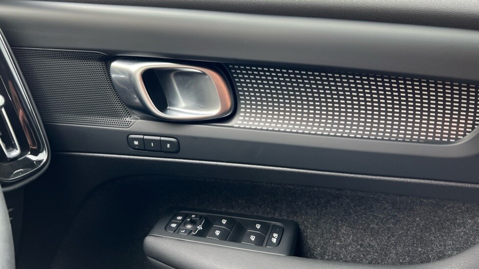 Used Volvo XC40 2024 for sale - 76597880: Photo 15