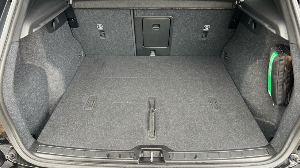 Used Volvo XC40 2024 for sale - 76597880: Photo 17