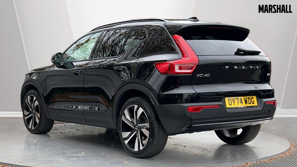 Used Volvo XC40 2024 for sale - 76597880: Photo 2