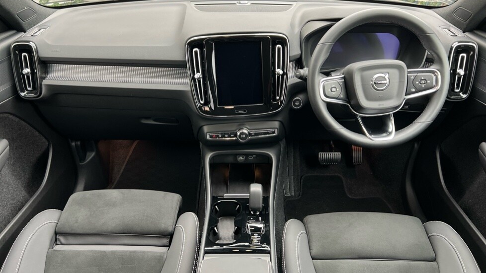 Used Volvo XC40 2024 for sale - 76597880: Photo 21