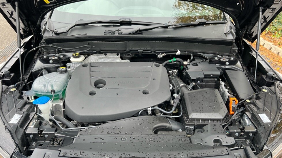 Used Volvo XC40 2024 for sale - 76597880: Photo 23