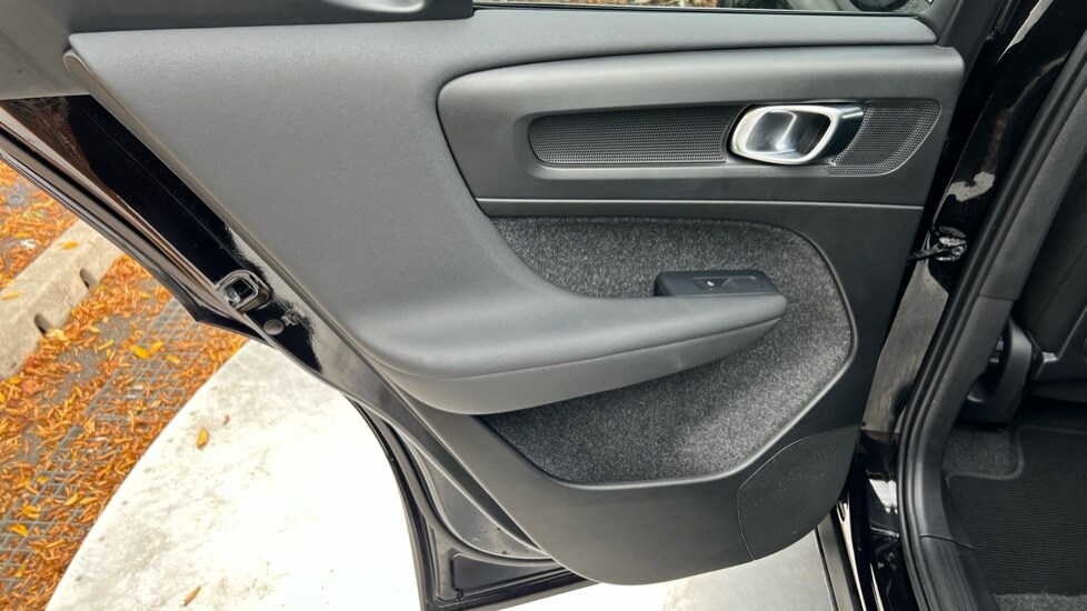 Used Volvo XC40 2024 for sale - 76597880: Photo 46