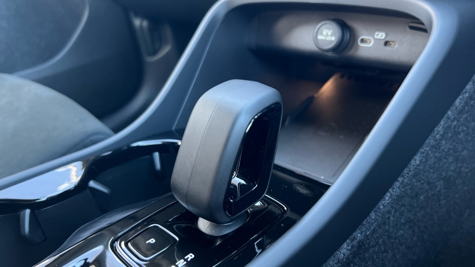 Used Volvo XC40 2025 for sale - 76894791: Photo 14