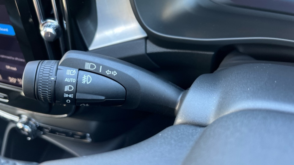 Used Volvo XC40 2025 for sale - 76894791: Photo 29