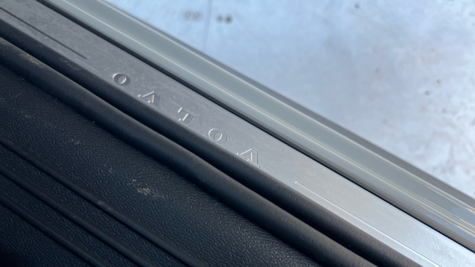 Used Volvo XC40 2025 for sale - 76894791: Photo 43