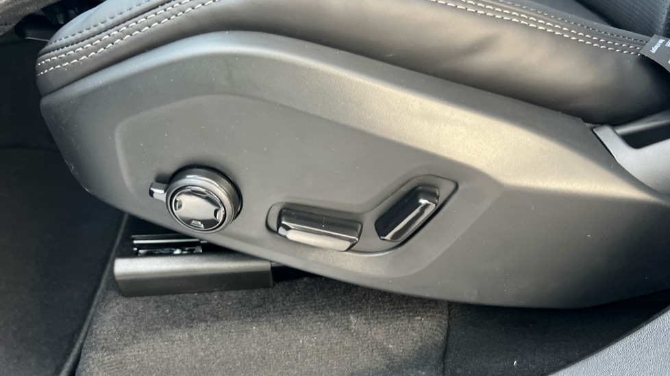 Used Volvo XC90 2025 for sale - 76112088: Photo 45