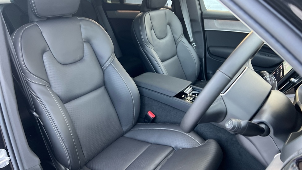 Used Volvo XC90 2025 for sale - 76112088: Photo 9