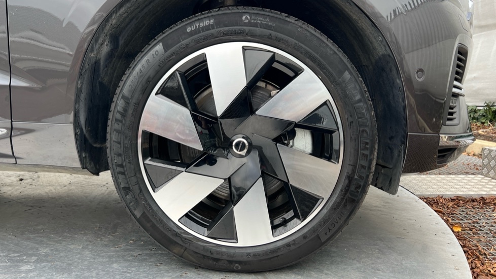 Used Volvo XC60 2025 for sale - 76589915: Photo 16