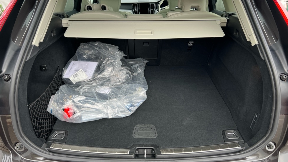Used Volvo XC60 2025 for sale - 76589915: Photo 17