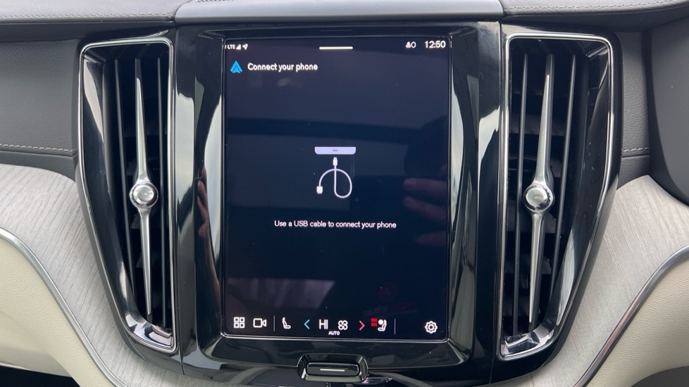 Used Volvo XC60 2025 for sale - 76589915: Photo 36