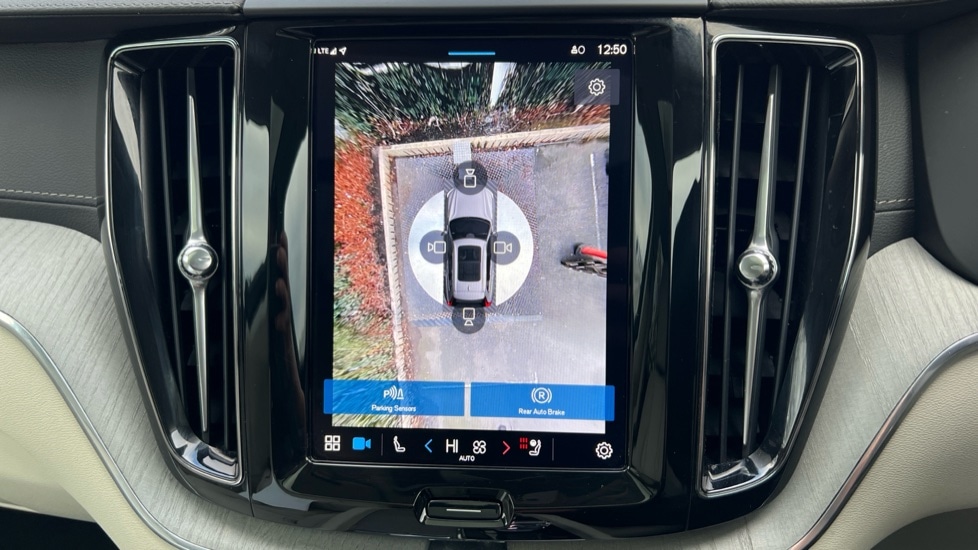 Used Volvo XC60 2025 for sale - 76589915: Photo 37