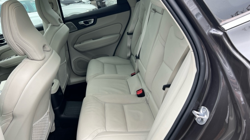Used Volvo XC60 2025 for sale - 76589915: Photo 38