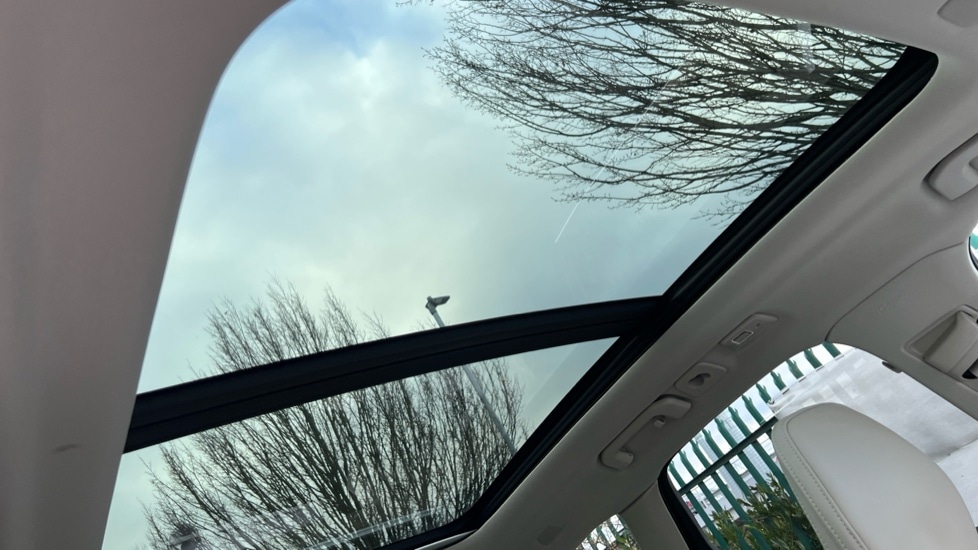 Used Volvo XC60 2025 for sale - 76589915: Photo 44