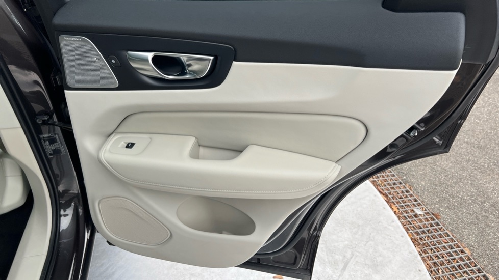 Used Volvo XC60 2025 for sale - 76589915: Photo 49
