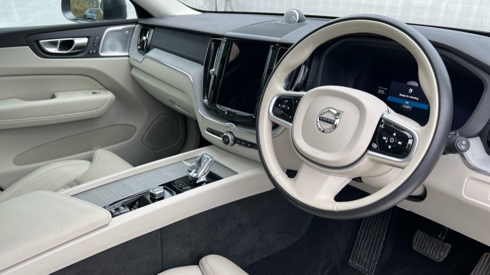 Used Volvo XC60 2025 for sale - 76589915: Photo 5